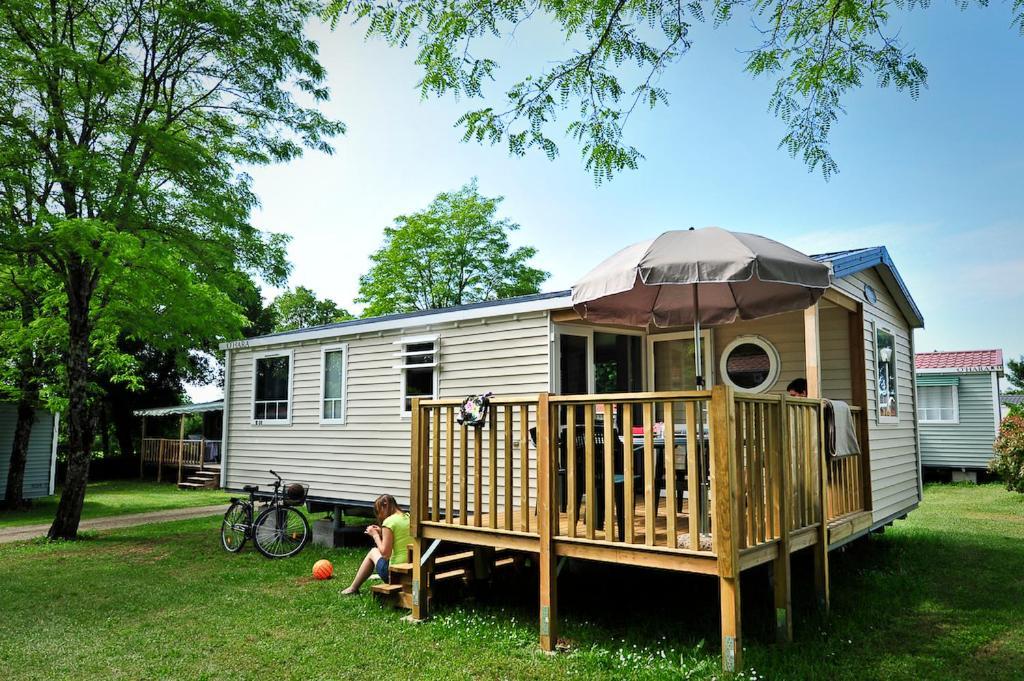 Camping Les Cigales Rocamadour Hotel Kültér fotó